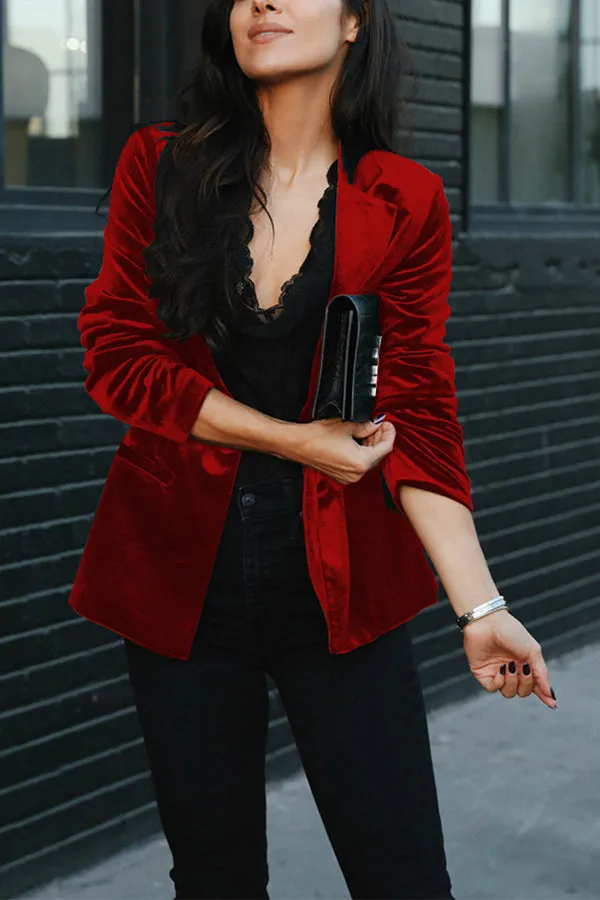 Chic Influencer Velvet Blazer